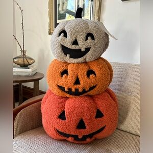 NWT Cupcakes & Cashmere 🎃 Pumpkin🎃stack plush pillow